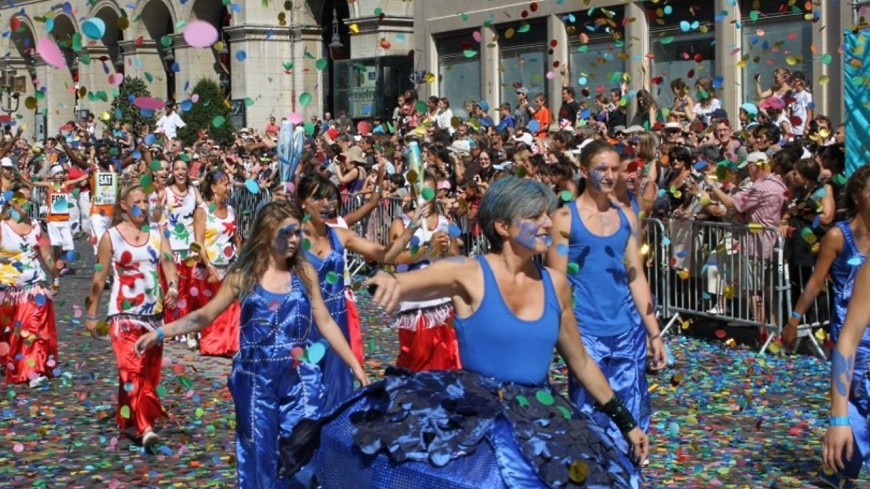 Participez au défilé pour la paix de la Biennale de la danse de Lyon ! Participez au défilé pour la paix de la Biennale de la danse de Lyon !