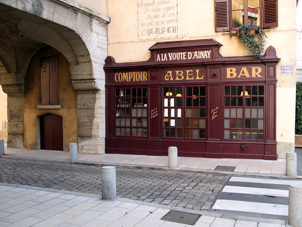 Les 5 restaus les plus vieux de Lyon - Maison Abel