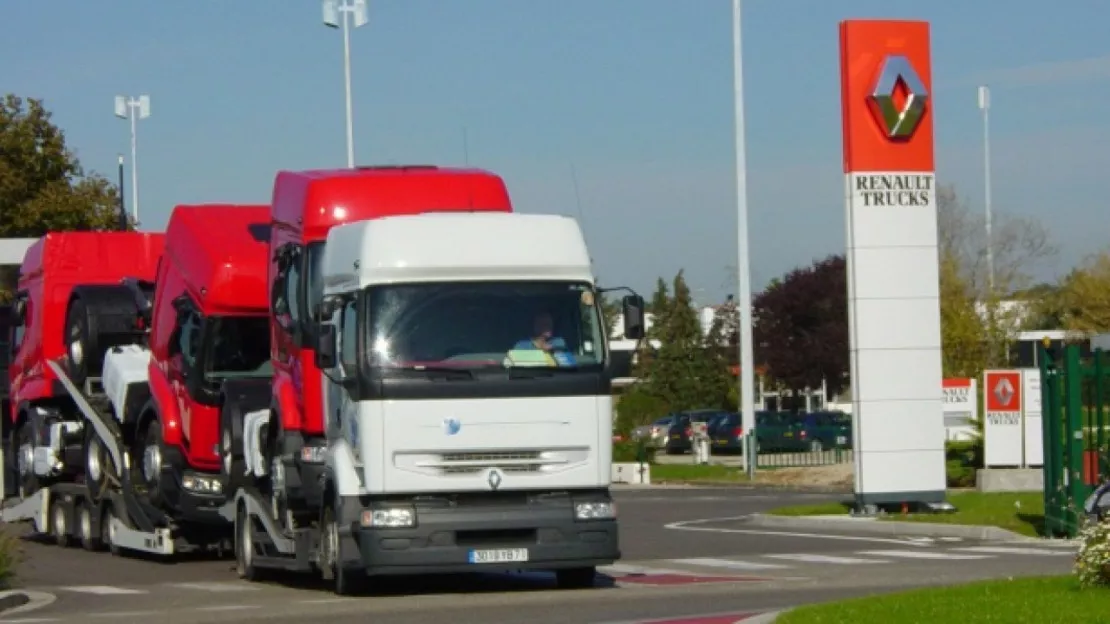Découvrez l’usine moteurs de Renault Trucks à Vénissieux !