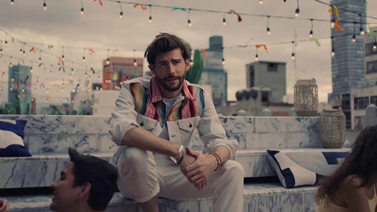 Alvaro Soler s’allie à Cali & El Dandee pour un nouveau hit solaire (vidéo) Alvaro Soler s’allie à Cali & El Dandee pour un nouveau hit solaire (vidéo)