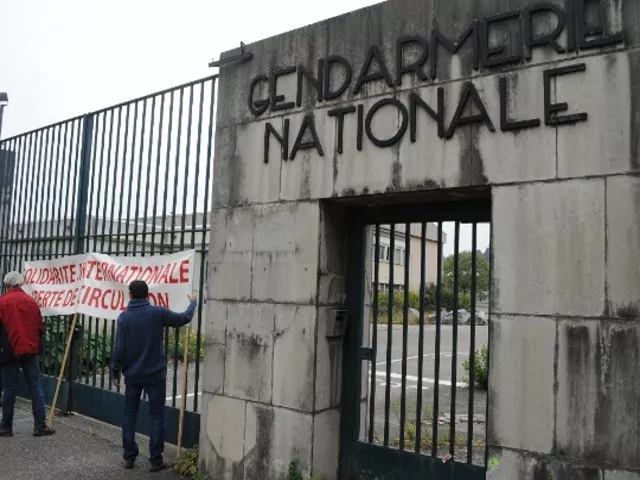 Bron : les chambres vides de la caserne Raby doivent accueillir des réfugiés selon un collectif Bron : les chambres vides de la caserne Raby doivent accueillir des réfugiés selon un collectif