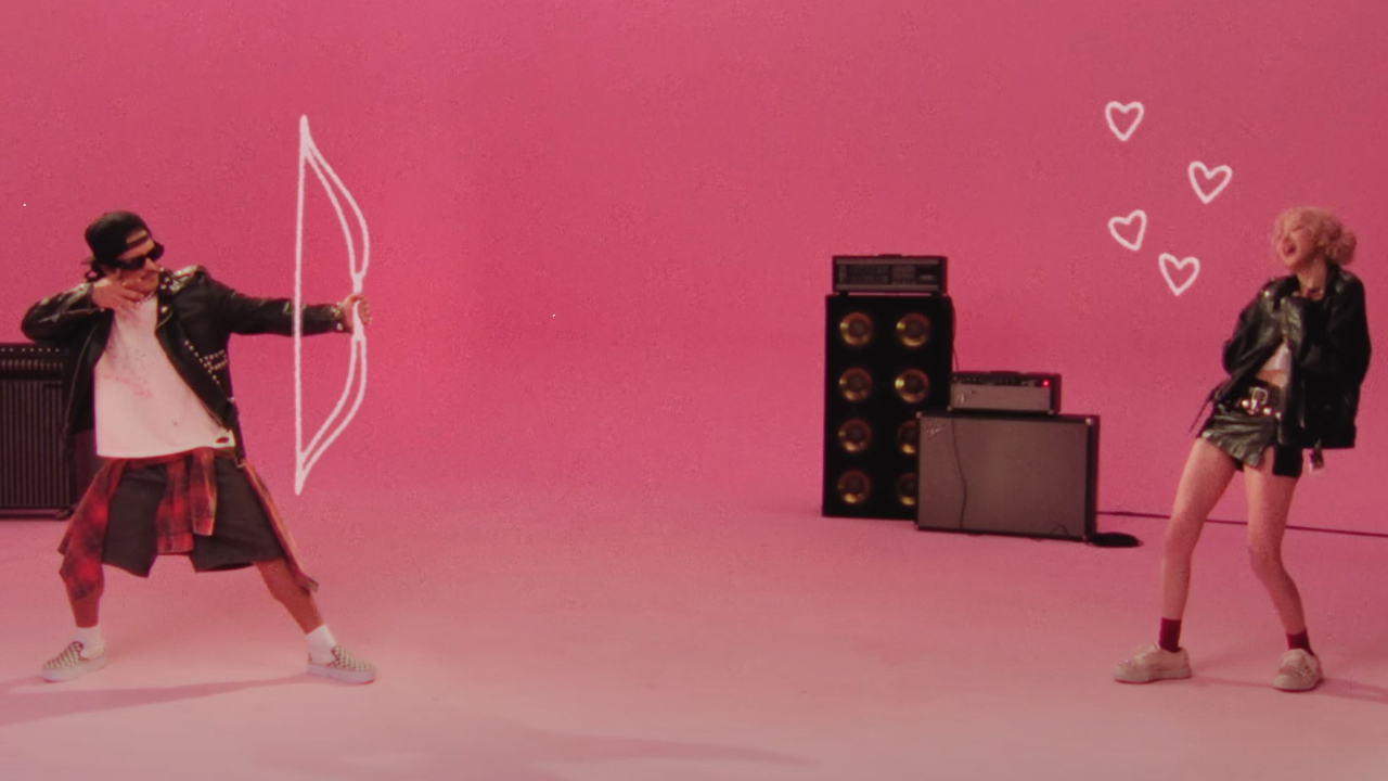 Bruno mars et ros d voilent le clip de apt 