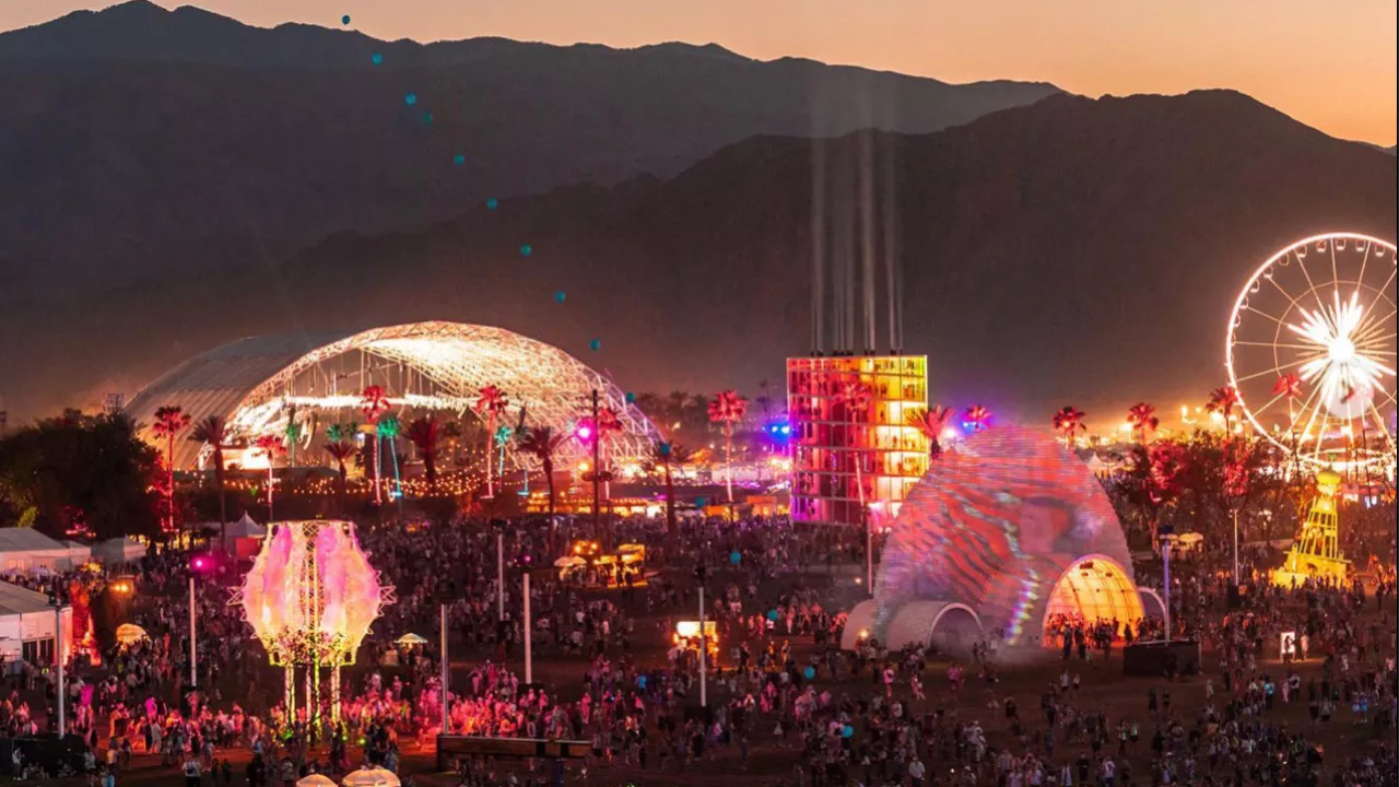 Coachella : Angèle et Christine and the Queens… voici la programmation 2023 ! Coachella : Angèle et Christine and the Queens… voici la programmation 2023 !