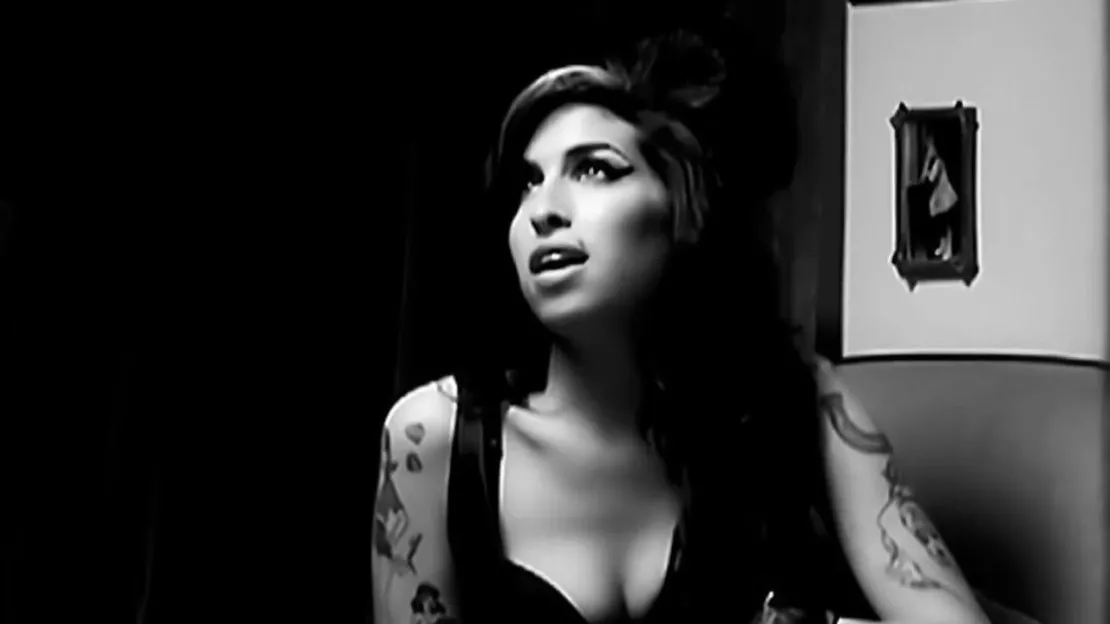 Amy Winehouse : un ancien musicien dévoile sa dernière conversation avant sa mort