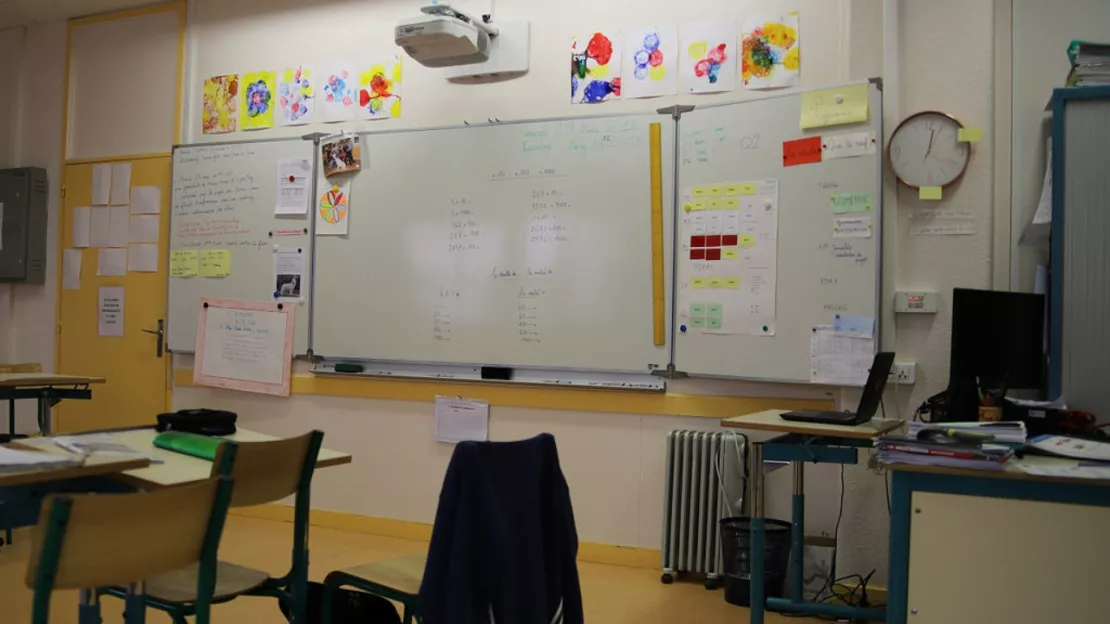 Jet de fumigène dans une classe près de Lyon : des enseignants exercent leur droit de retrait