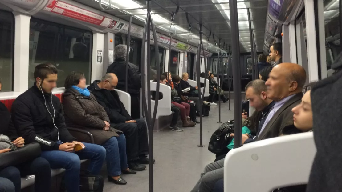 Le métro B reprend progressivement après une panne ce jeudi matin
