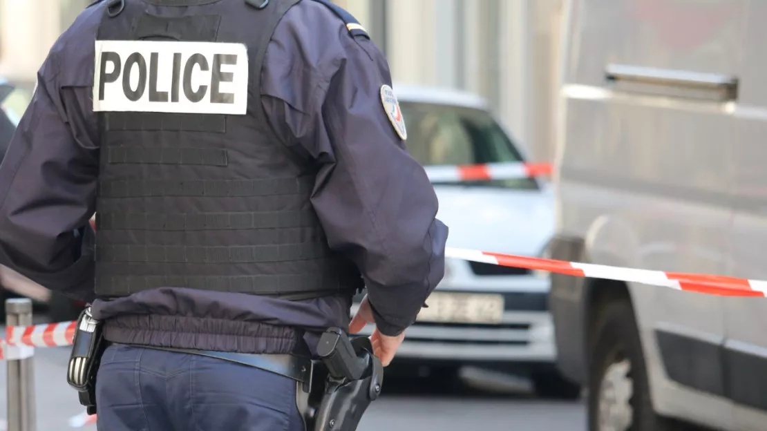 Un homme retrouvé mort à l'arrière d'un véhicule dans le Vieux-Lyon
