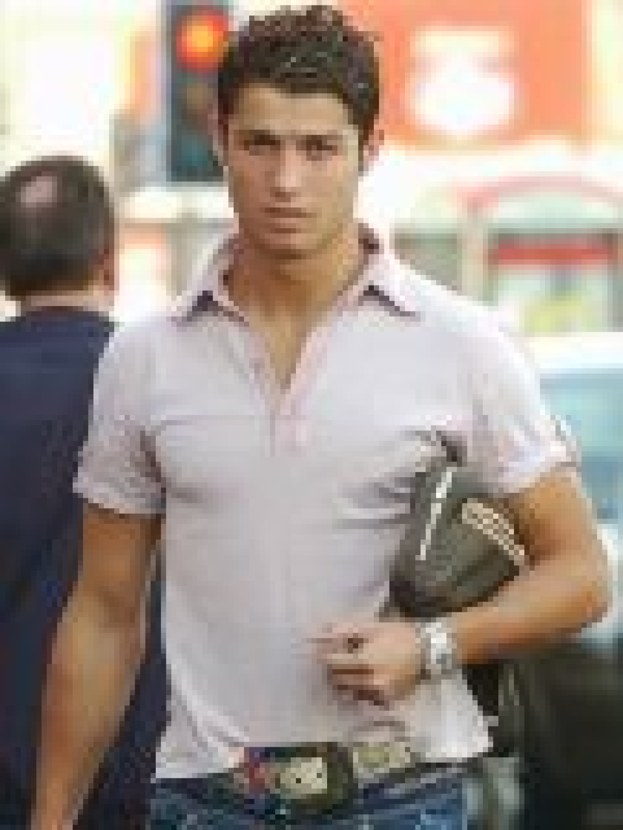 Cristiano Ronaldo dit être papa sur Twitter Cristiano Ronaldo dit être papa sur Twitter