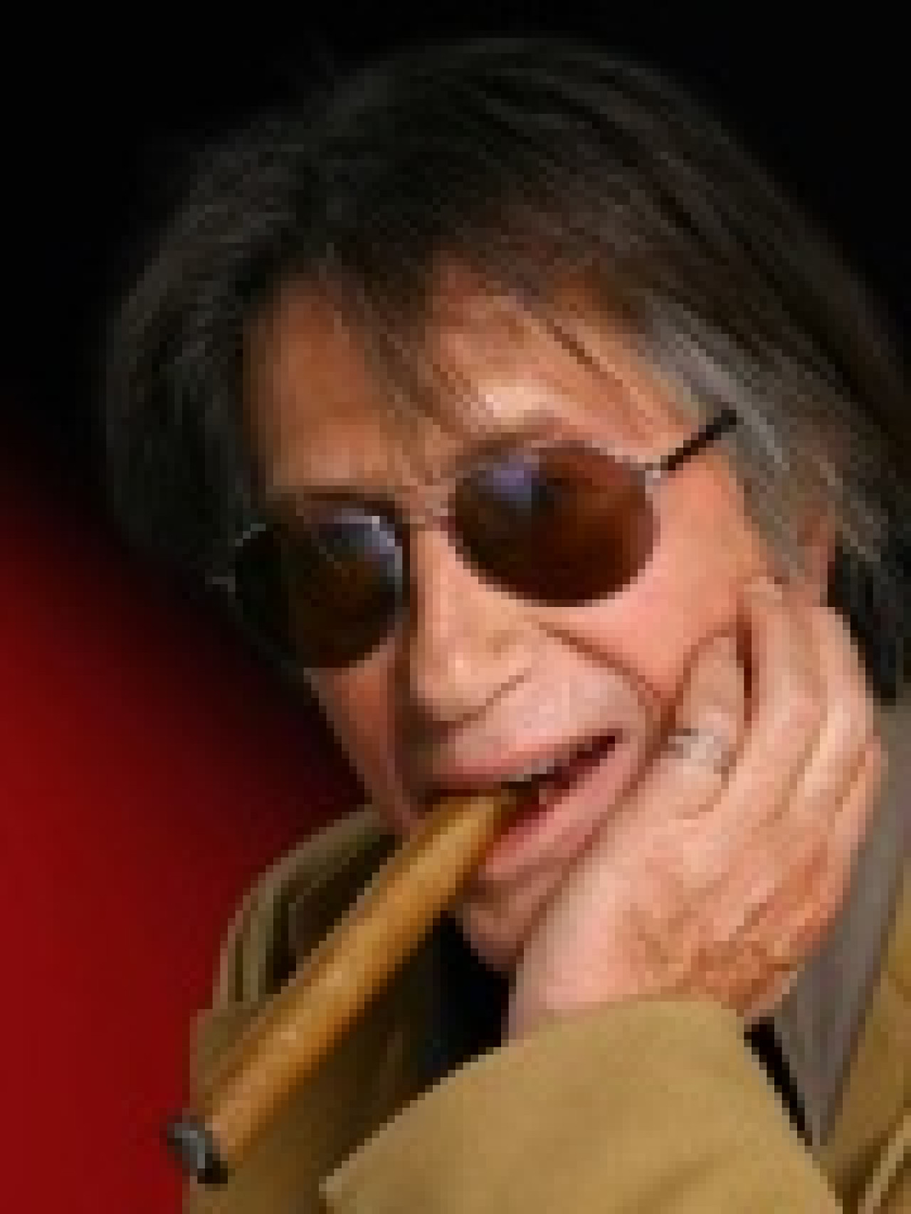 Jacques Dutronc de retour sur scène après 17 ans d’absence Jacques Dutronc de retour sur scène après 17 ans d’absence