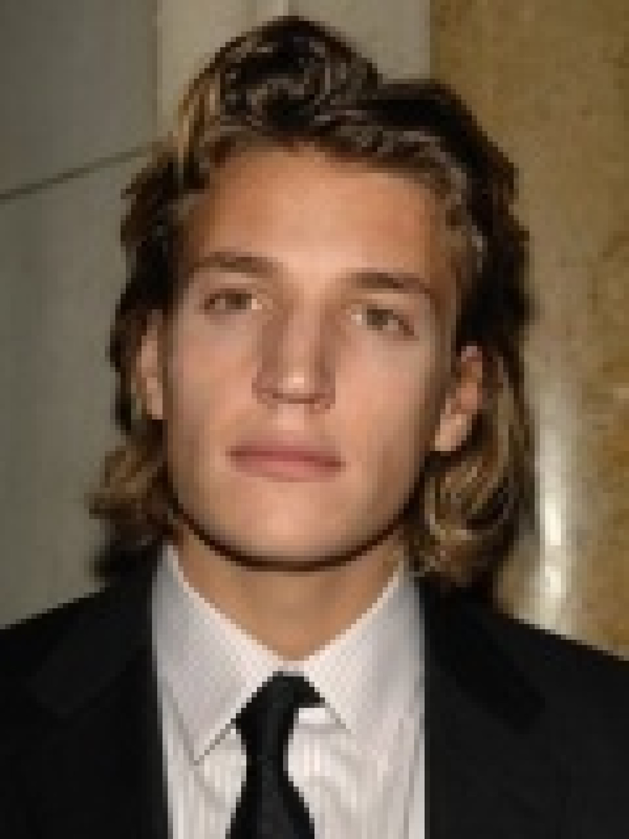 Jean Sarkozy pr&eacute;d&eacute;stin&eacute; &agrave; &ecirc;tre chanteur ?