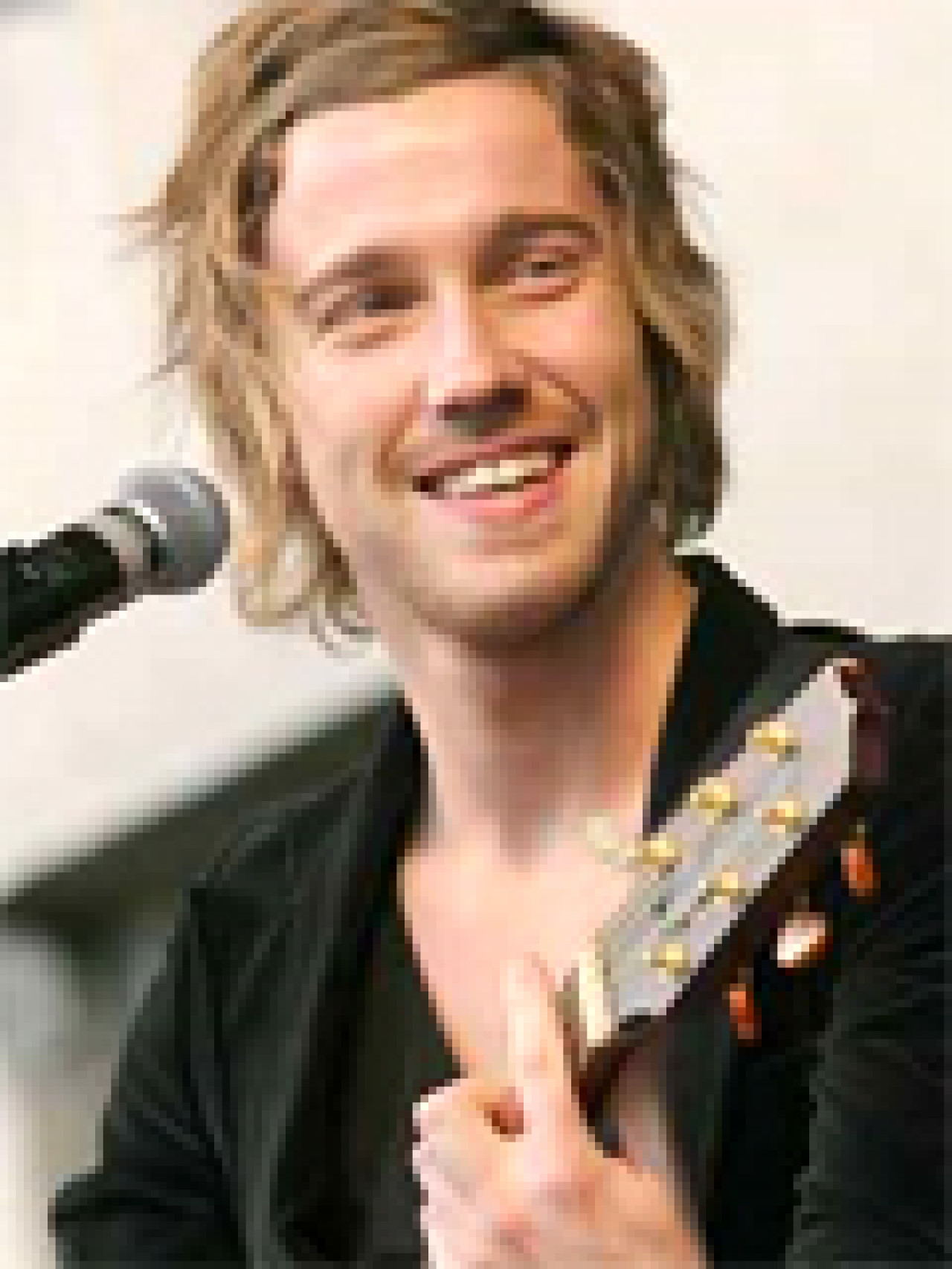 Julien Doré, médaille d'argent pour "Ersatz" Julien Doré, médaille d'argent pour "Ersatz"