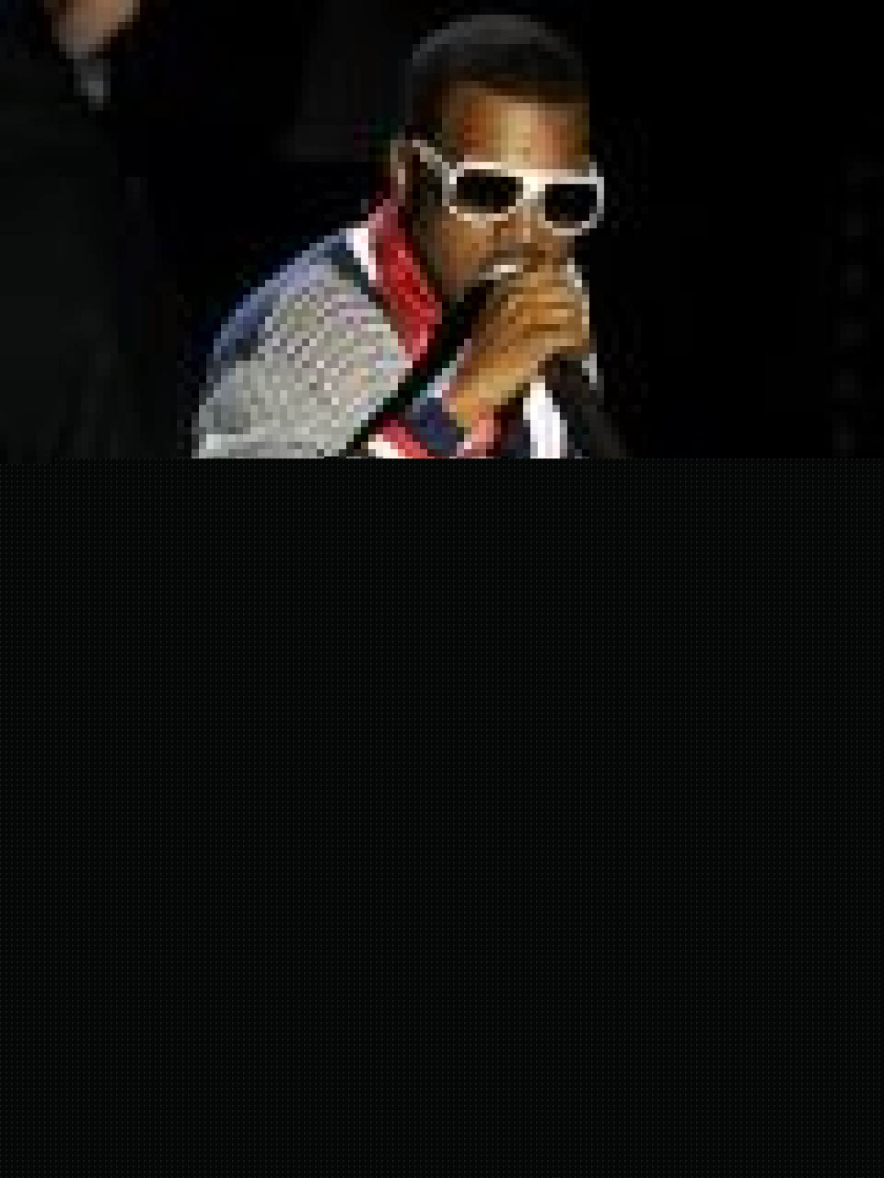 Kanye West urine dans sa loge aux EMA