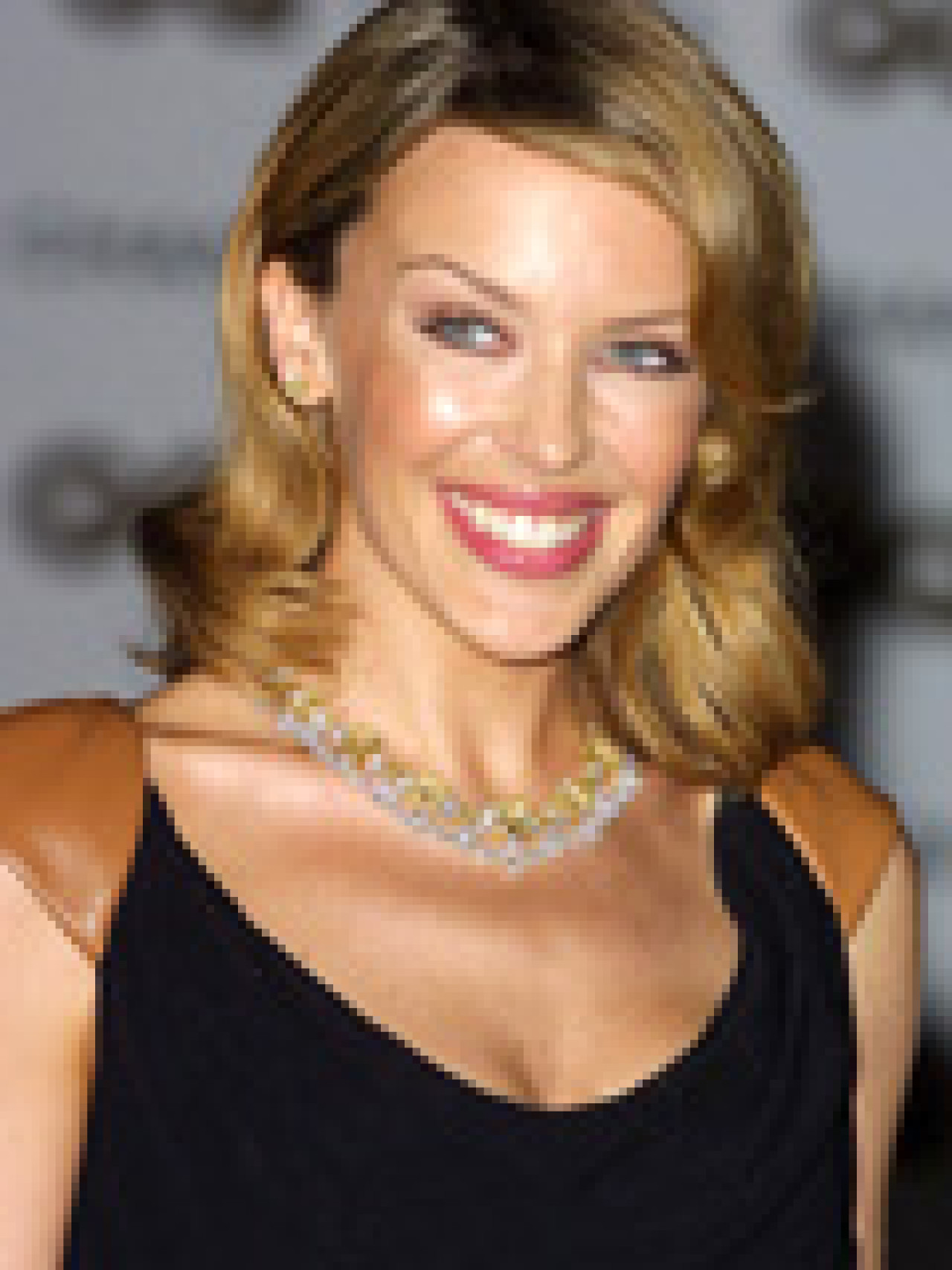 Kylie Minogue n'est pas fiancée ! Kylie Minogue n'est pas fiancée !