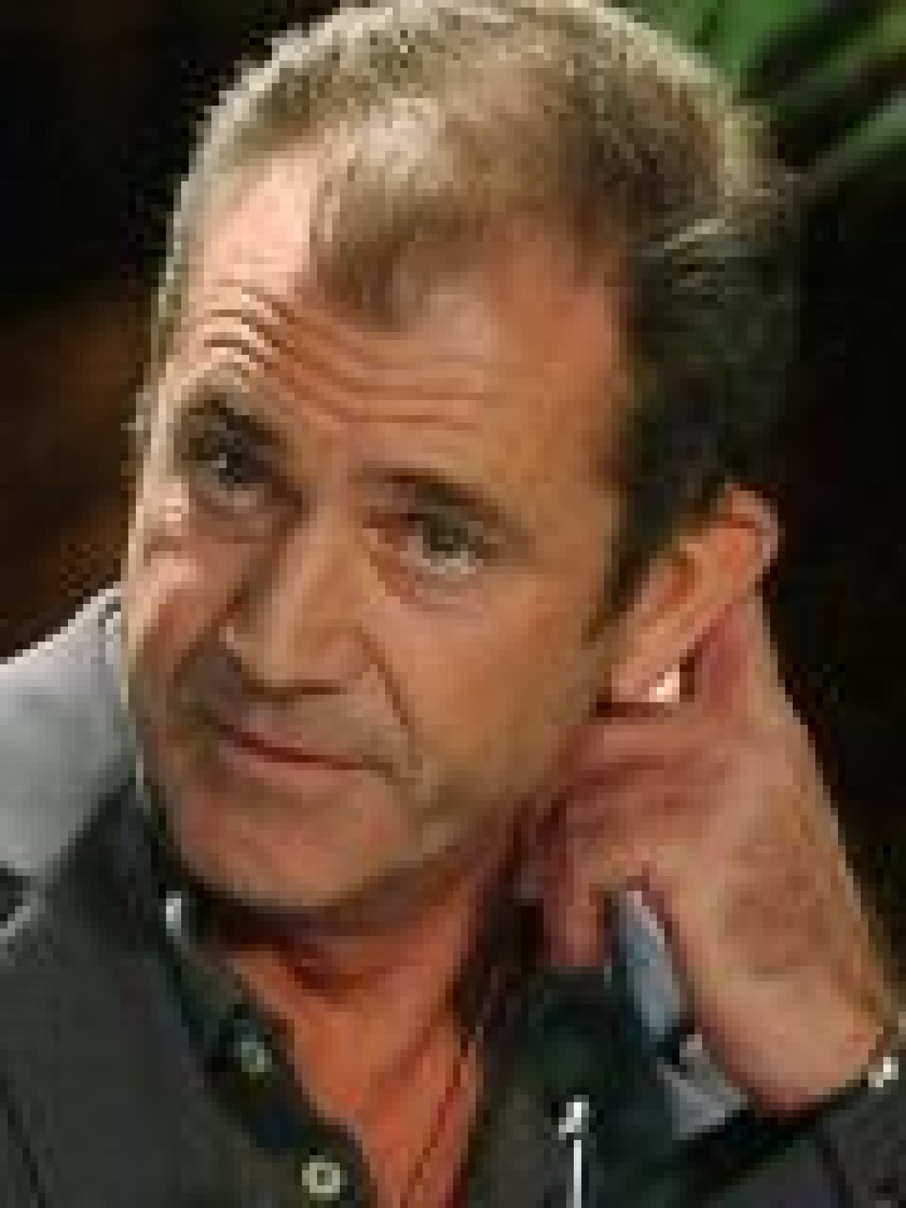 Mel Gibson : Oksana Grigorieva menacée par un anonyme Mel Gibson : Oksana Grigorieva menacée par un anonyme