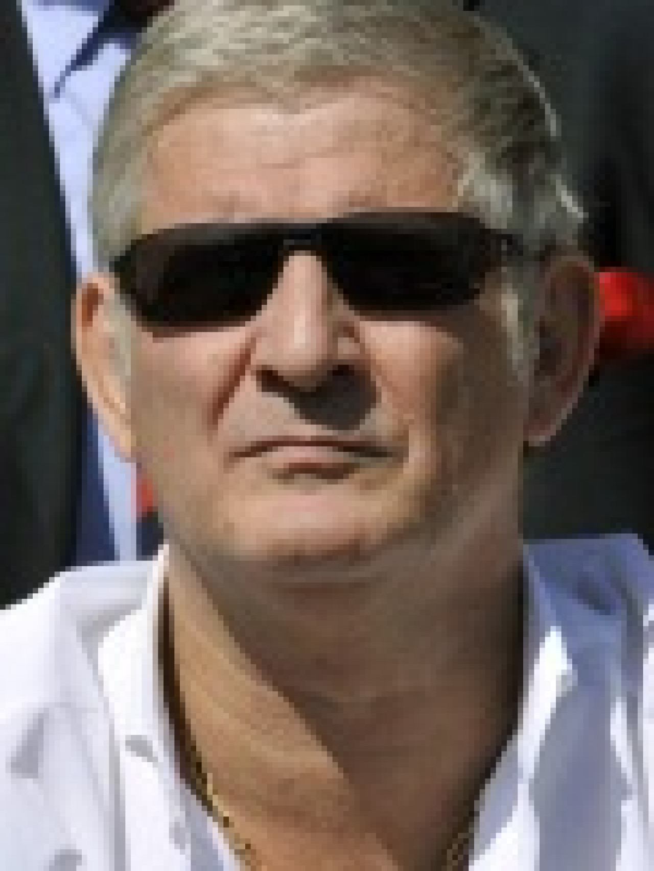 Patrick Sébastien abandonne le Dard Patrick Sébastien abandonne le Dard