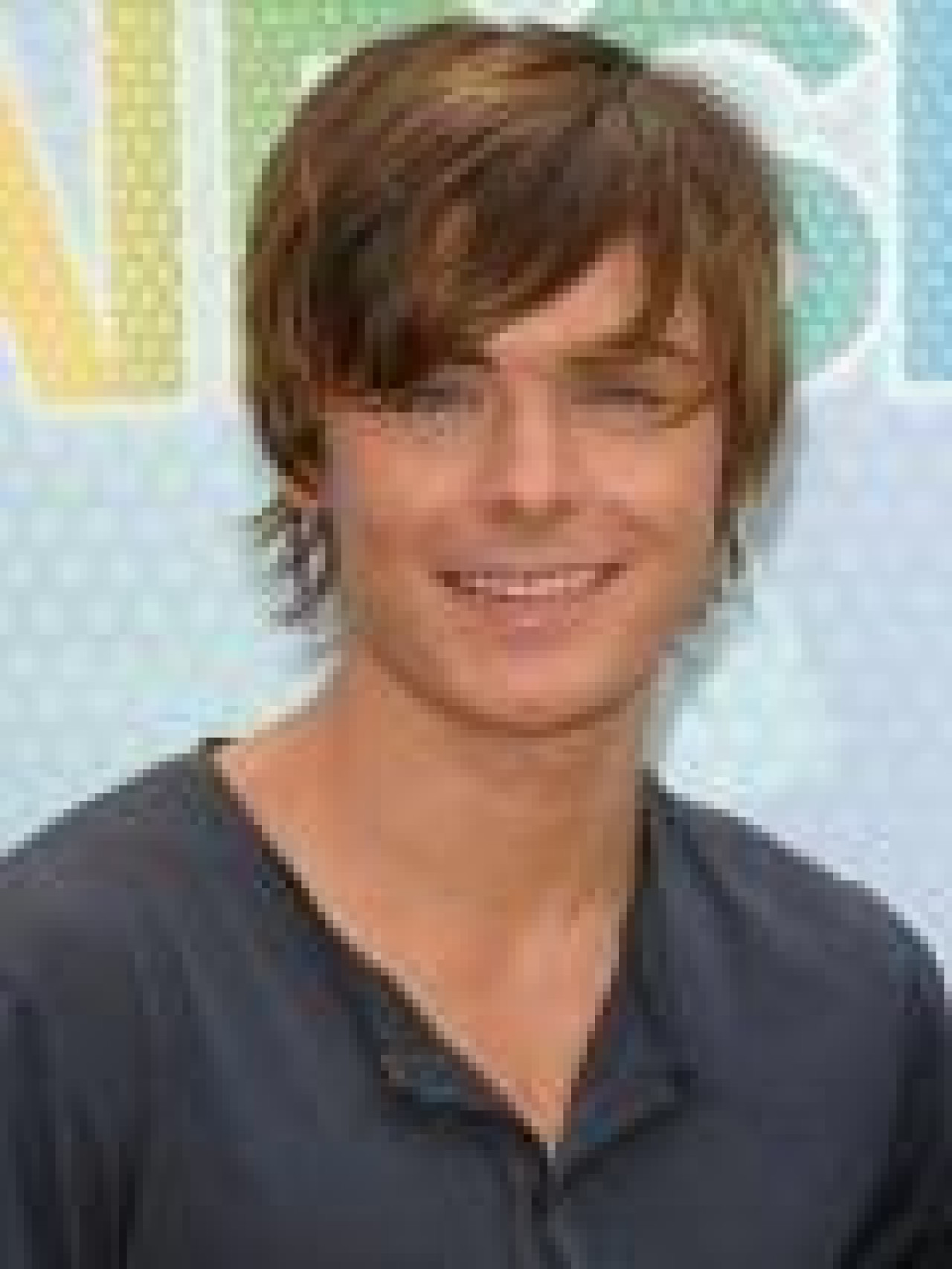 Zac Efron, futur remplaçant de John Travolta ? Zac Efron, futur remplaçant de John Travolta ?