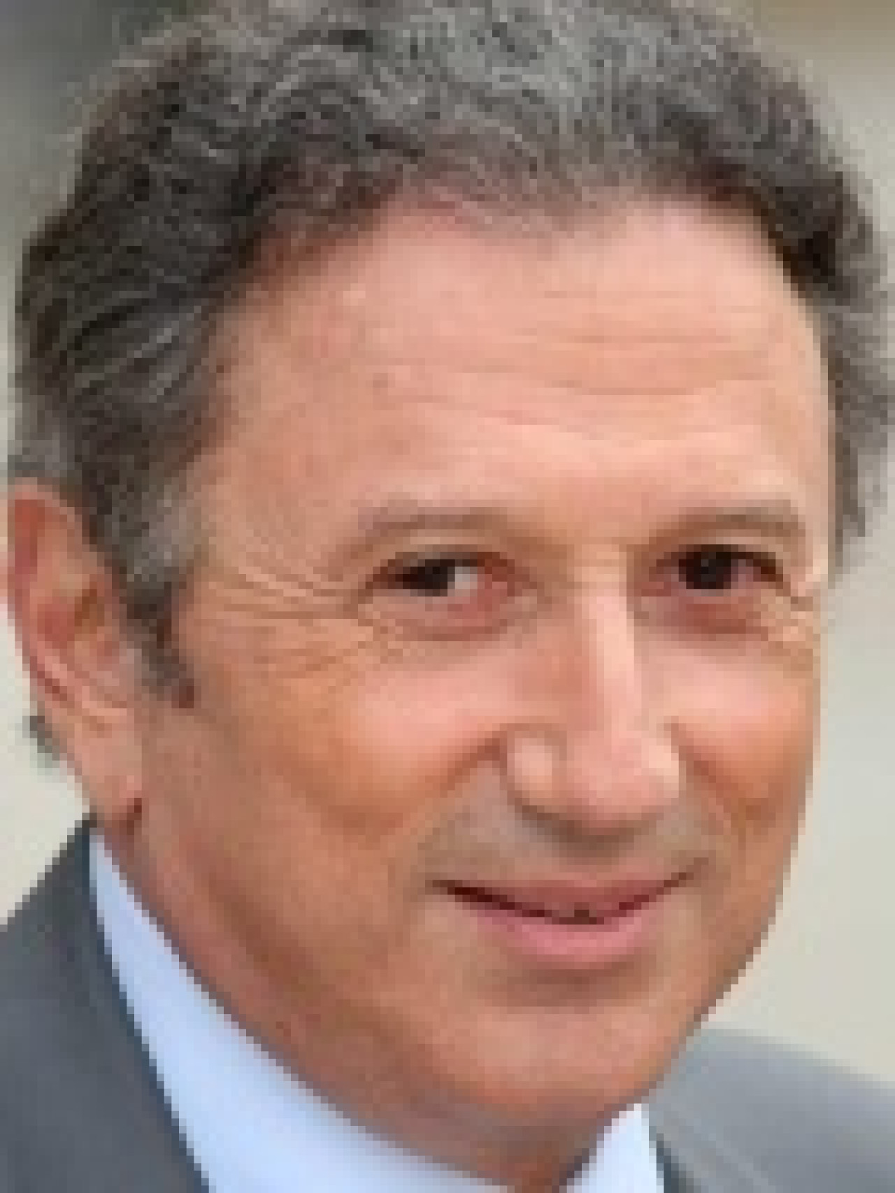 "Michel Drucker s'envole à Kandahar" "Michel Drucker s'envole à Kandahar"