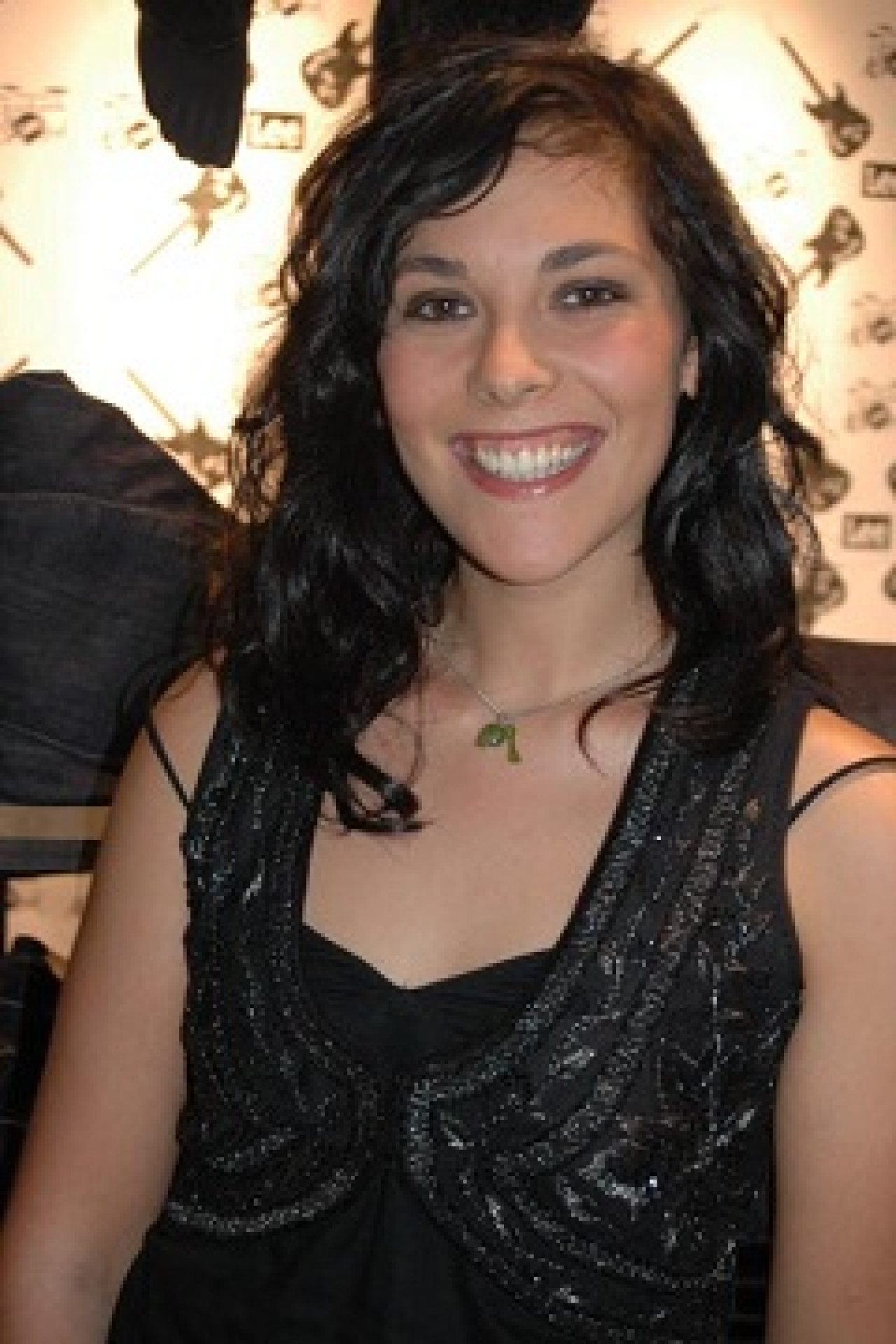 Alysson Paradis fait du porno Alysson Paradis fait du porno