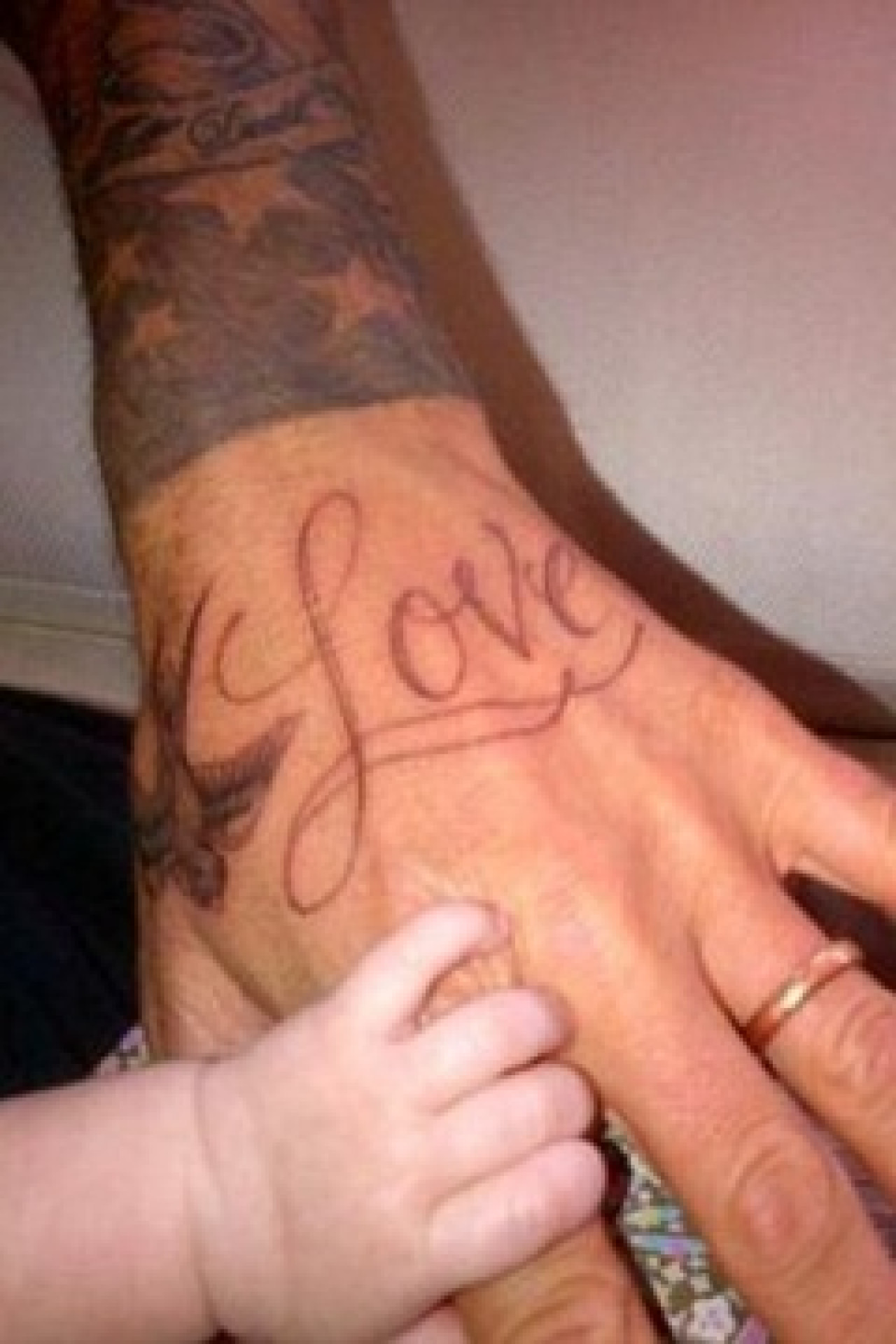David Beckham a un nouveau tatouage David Beckham a un nouveau tatouage