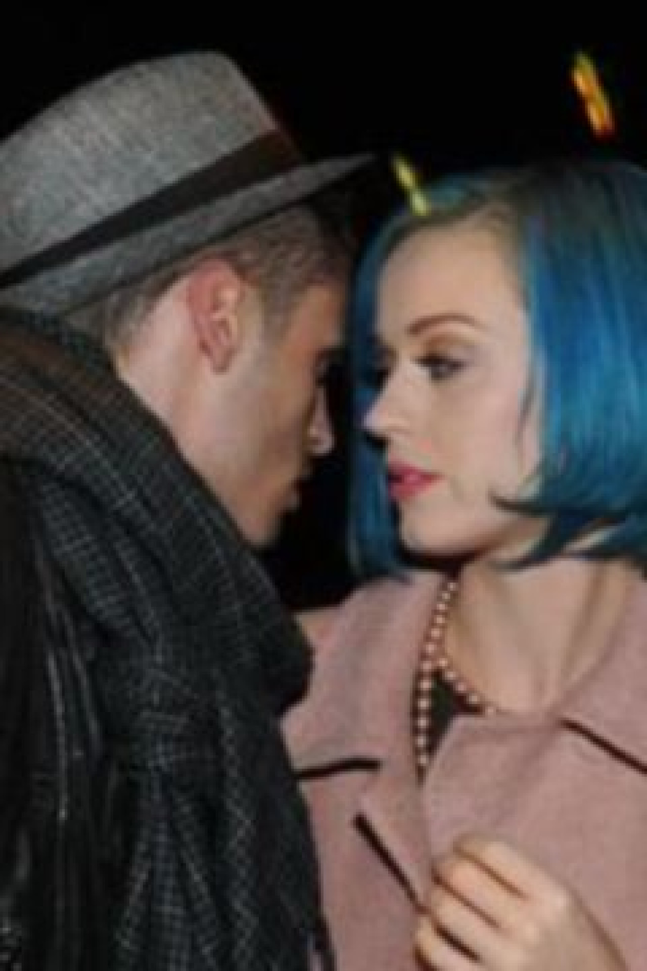 Katy Perry et Baptiste Giabiconi très proches... Katy Perry et Baptiste Giabiconi très proches...