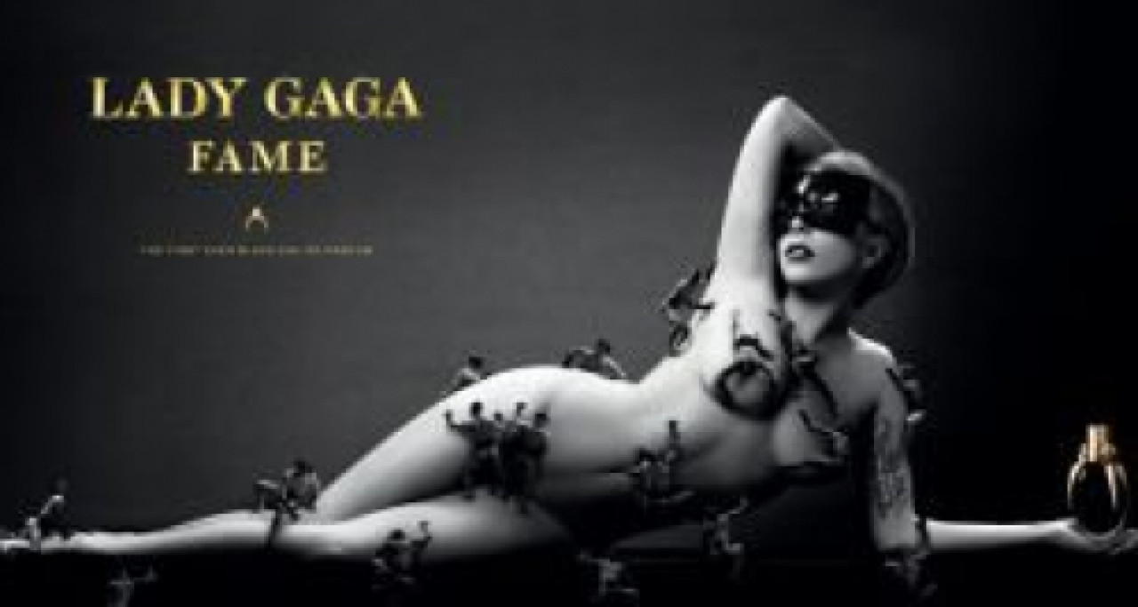 Lady Gaga nue ...