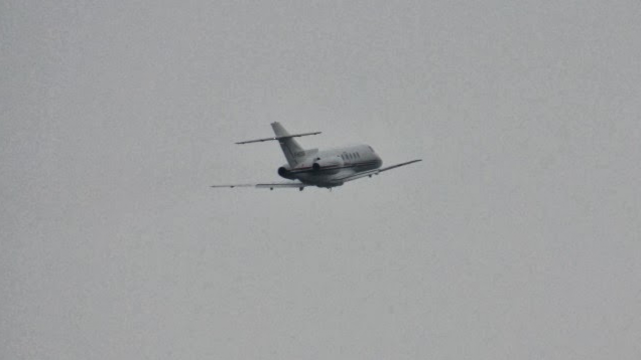 Atterrissage en catastrophe à Lyon Saint-Exupéry pour prendre en charge une famille malade Atterrissage en catastrophe à Lyon Saint-Exupéry pour prendre en charge une famille malade