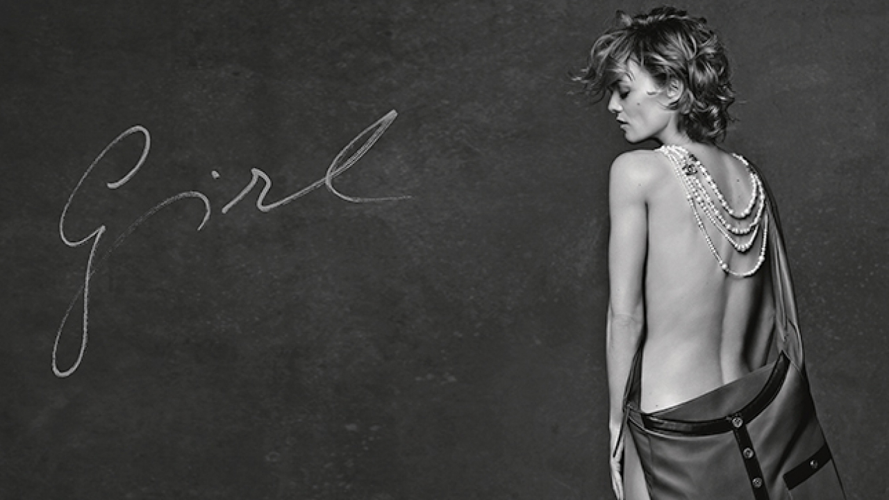 Vanessa Paradis pose nue pour Chanel! Vanessa Paradis pose nue pour Chanel!