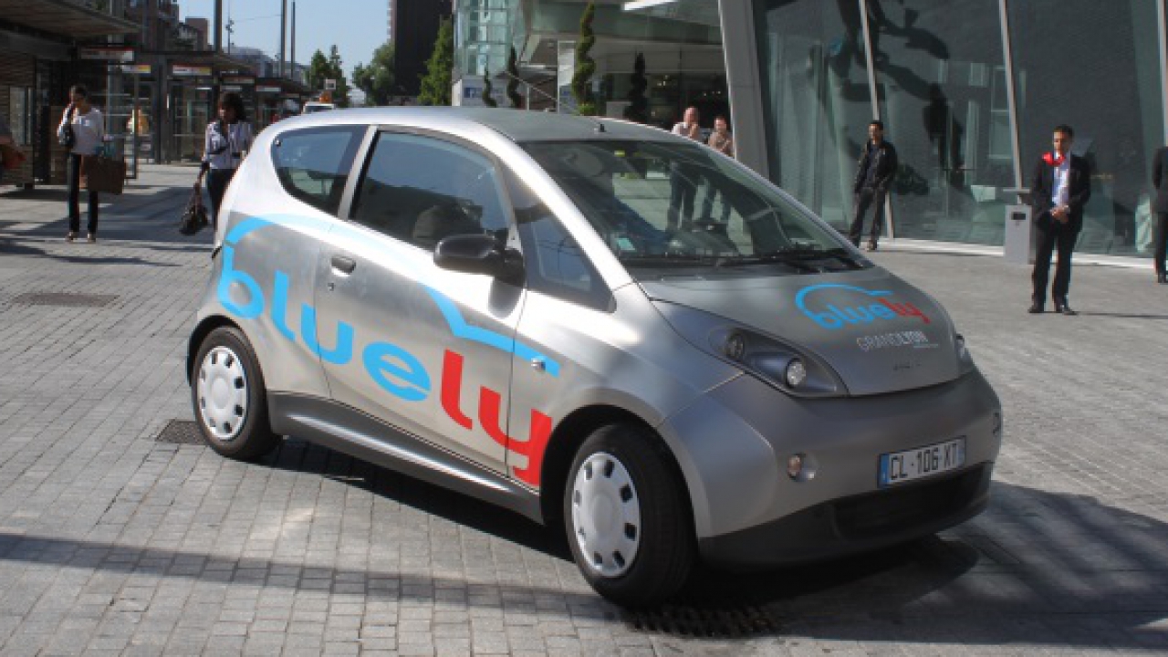 Lyon : le syst&egrave;me d&rsquo;autopartage Bluely double son offre et int&egrave;gre des Twizy