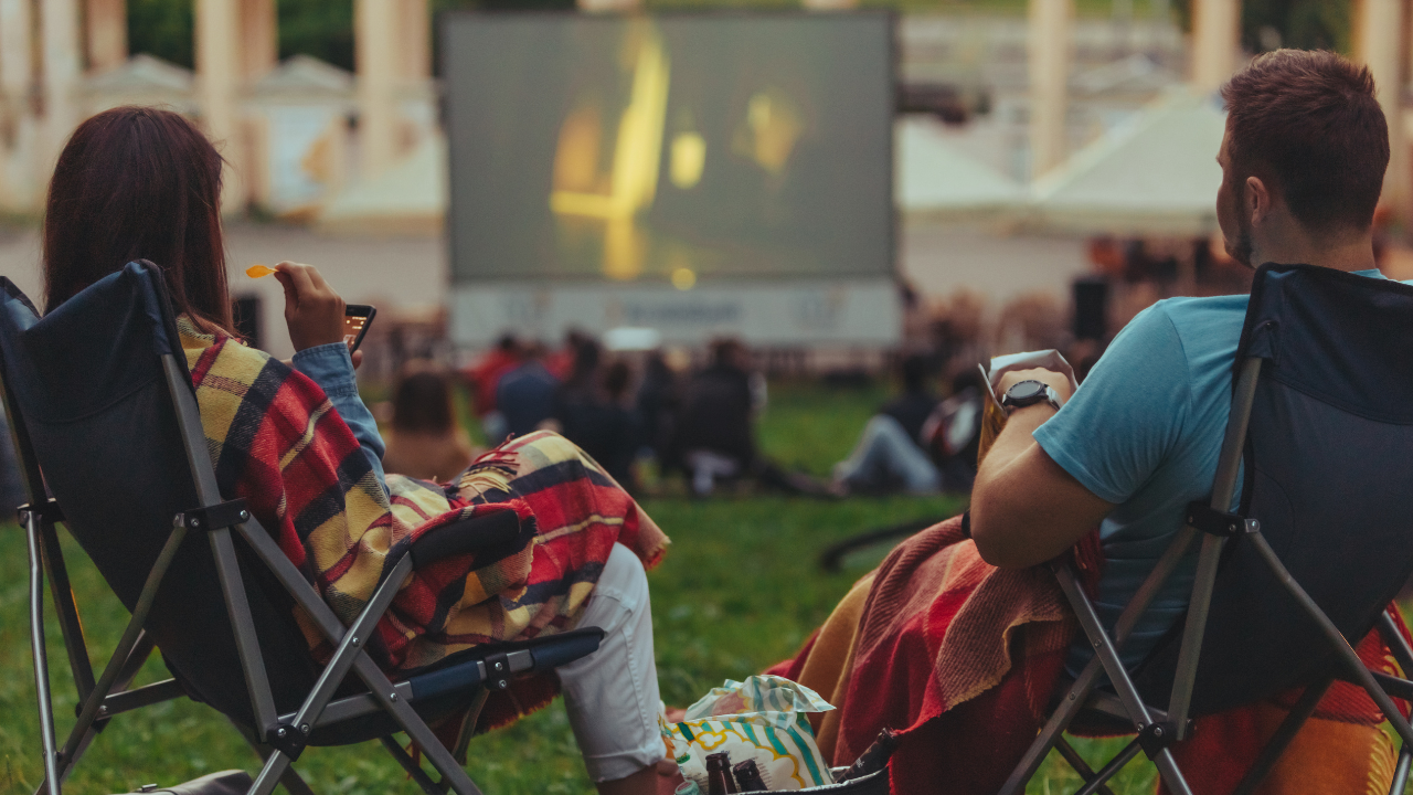 Cet été, un festival de cinéma en plein air va prendre ses quartiers dans le Vieux Lyon ! Cet été, un festival de cinéma en plein air va prendre ses quartiers dans le Vieux Lyon !
