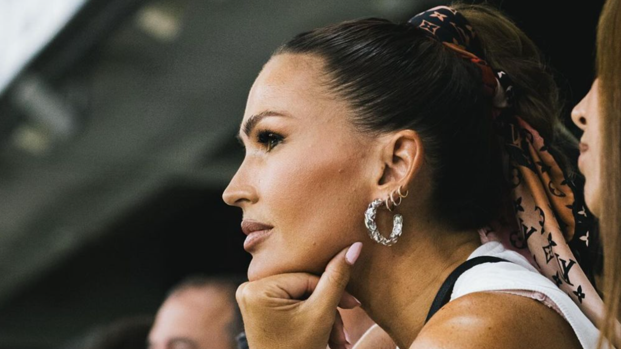 Découvrir Vitaa en toute intimité dans son documentaire "Je m'appelle Charlotte" Découvrir Vitaa en toute intimité dans son documentaire "Je m'appelle Charlotte"