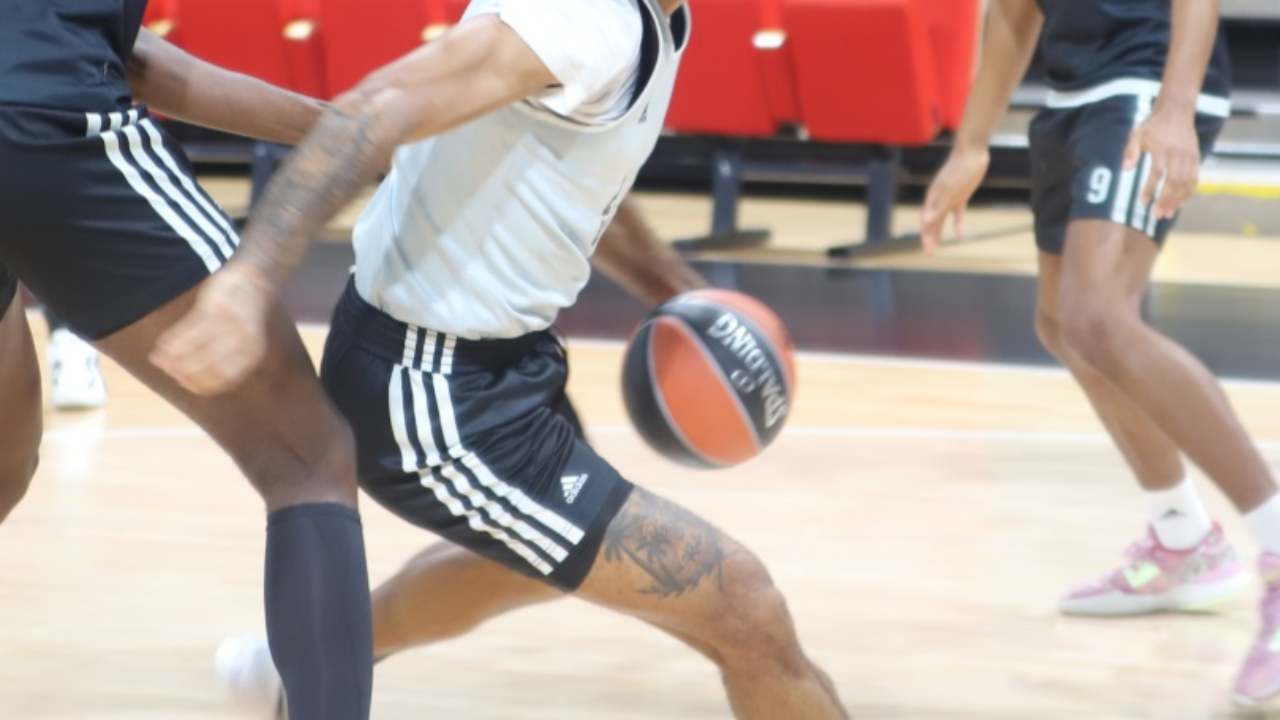 Défaite de l’ASVEL face au Maccabi Tel Aviv Défaite de l’ASVEL face au Maccabi Tel Aviv