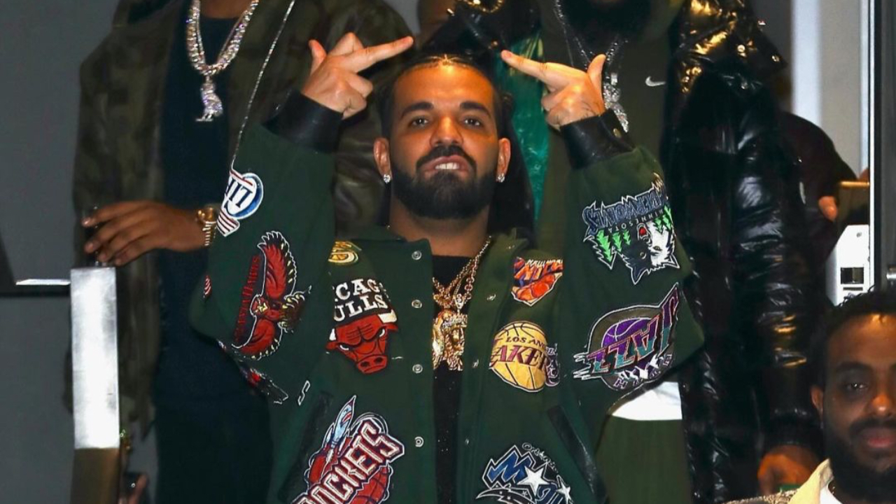 Drake : avec 100 milliards de streams sur Spotify, il bat un nouveau record Drake : avec 100 milliards de streams sur Spotify, il bat un nouveau record