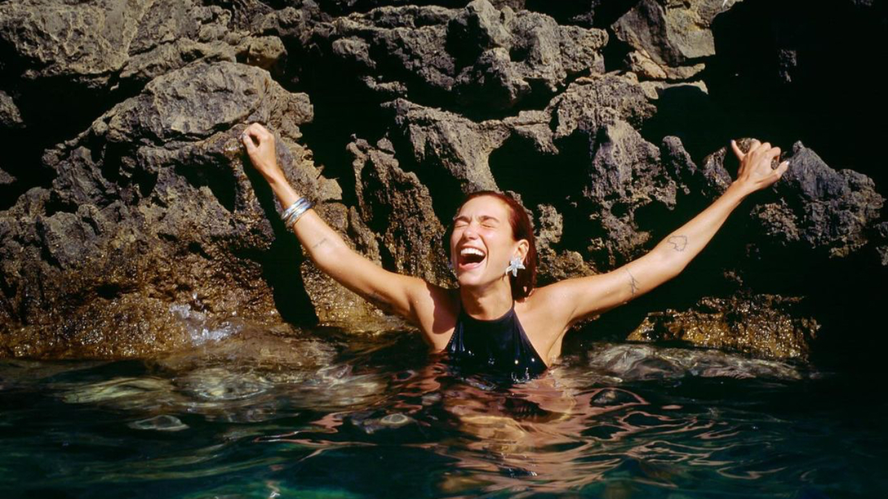 Dua Lipa passera par Nîmes lors d'une tournée européenne Dua Lipa passera par Nîmes lors d'une tournée européenne