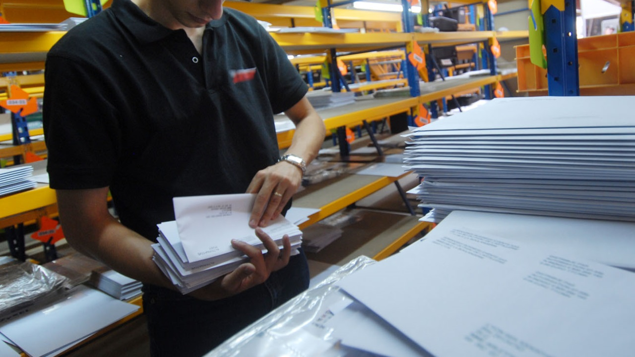 Grève illimitée annoncée dans les bureaux de poste de Bron : des perturbations redoutées cette semaine Grève illimitée annoncée dans les bureaux de poste de Bron : des perturbations redoutées cette semaine