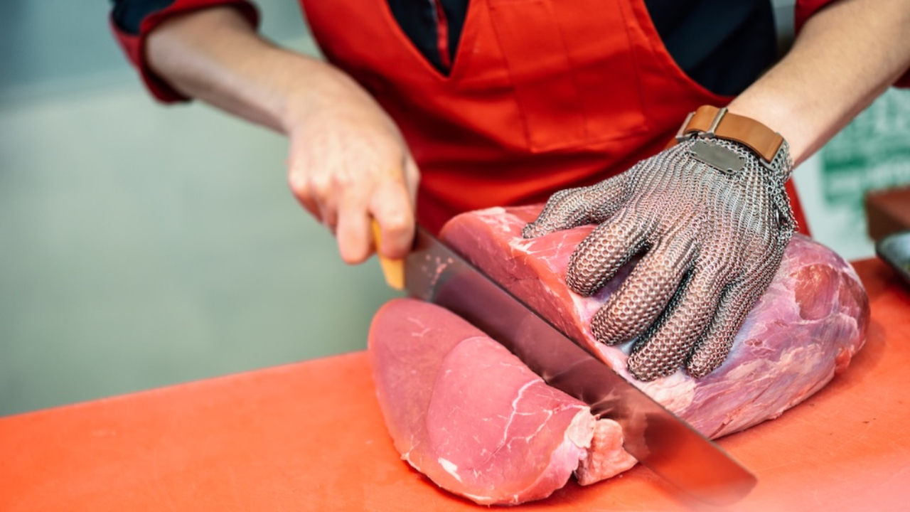 Hygi&egrave;ne alarmante : une boucherie de Lyon ferm&eacute;e par la pr&eacute;fecture