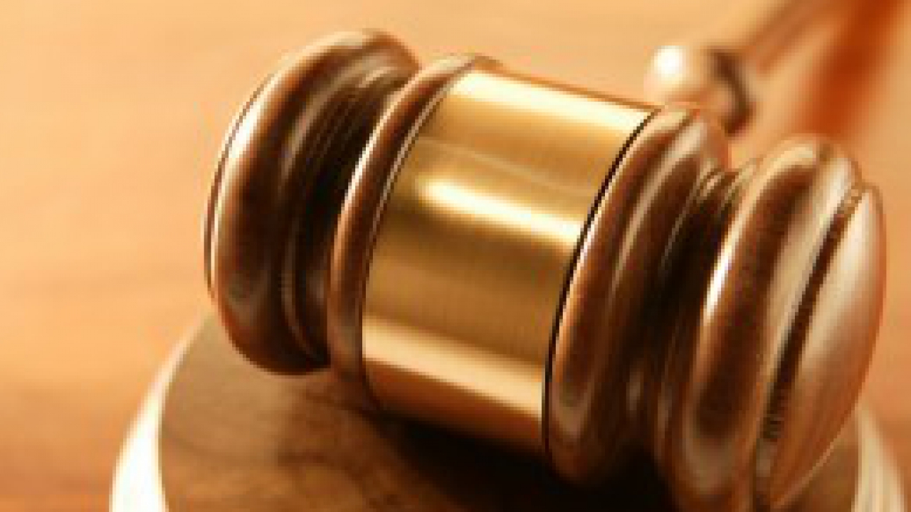 Lyon : 300 euros d’amende pour avoir pointé un laser sur l’hélicoptère des gendarmes Lyon : 300 euros d’amende pour avoir pointé un laser sur l’hélicoptère des gendarmes