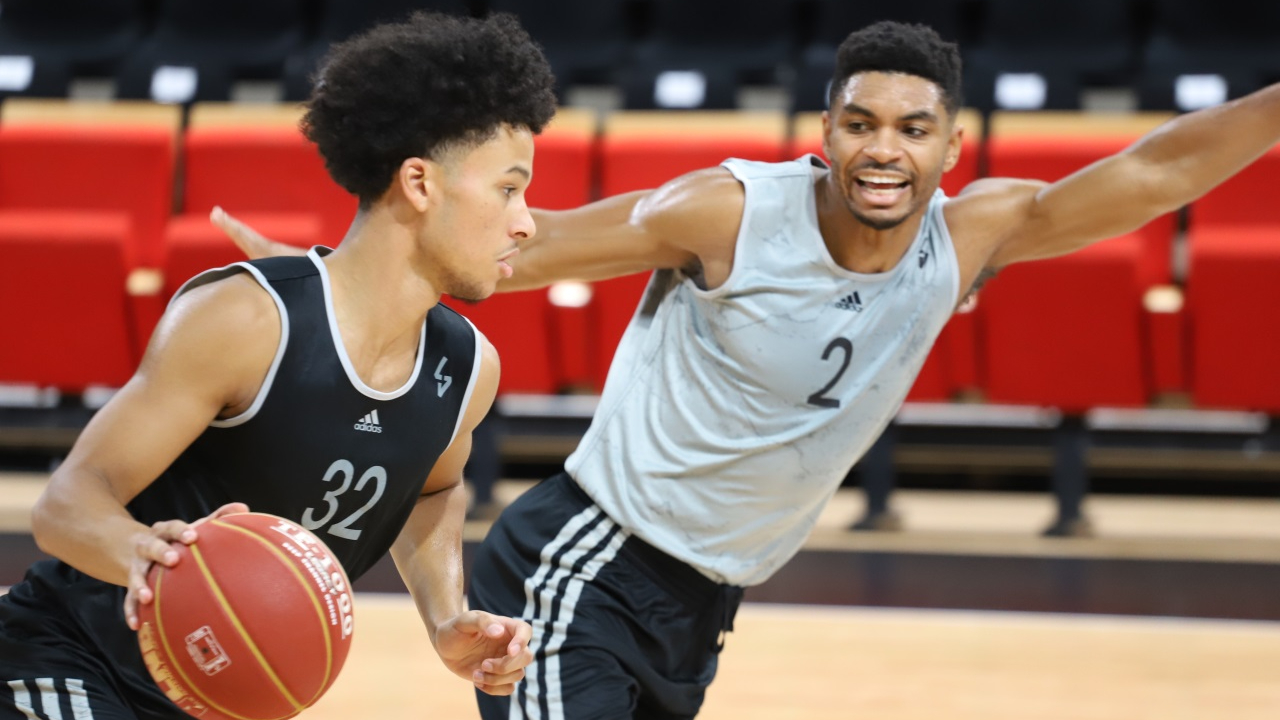 L&rsquo;ASVEL en s&eacute;ance de d&eacute;dicace &agrave; la Part-Dieu ce mercredi