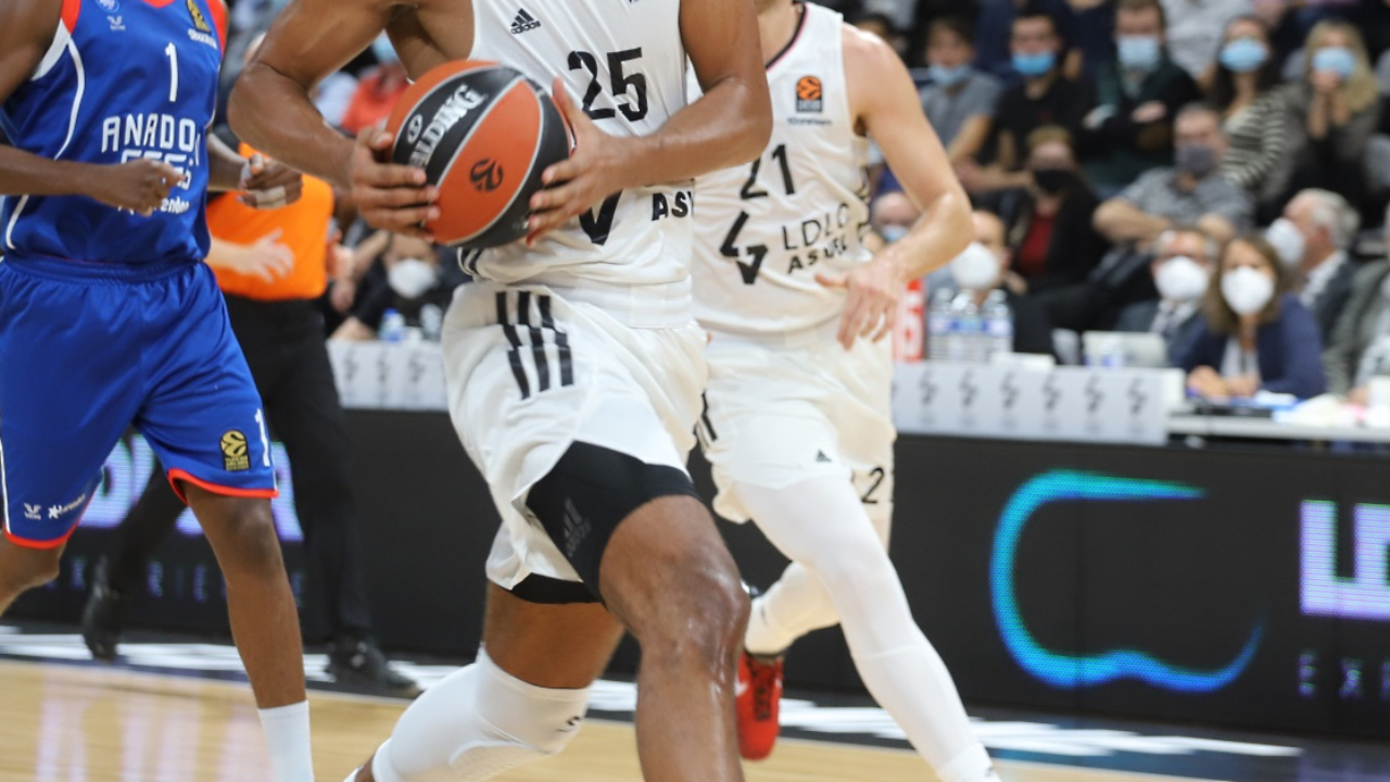 L'ASVEL poursuit sa série de victoires L'ASVEL poursuit sa série de victoires