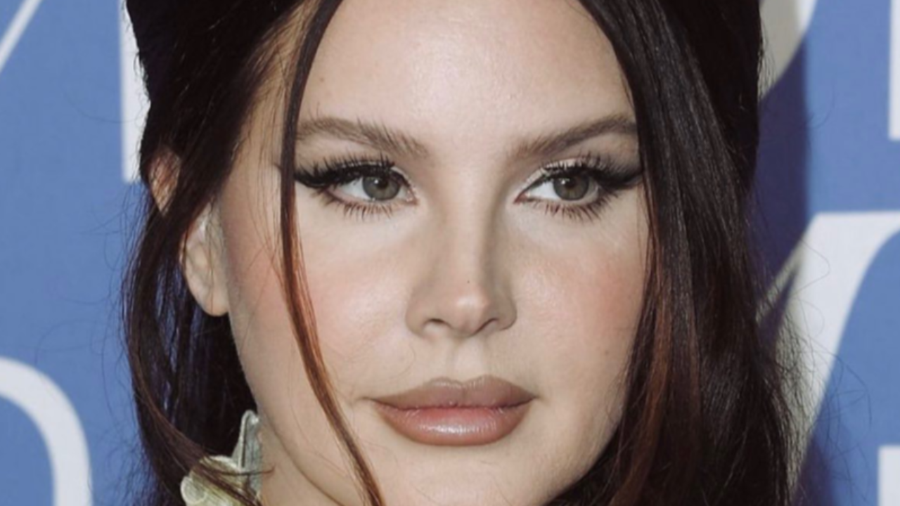 Lana Del Rey déclare son amour à sa famille dans le titre "The Grants"