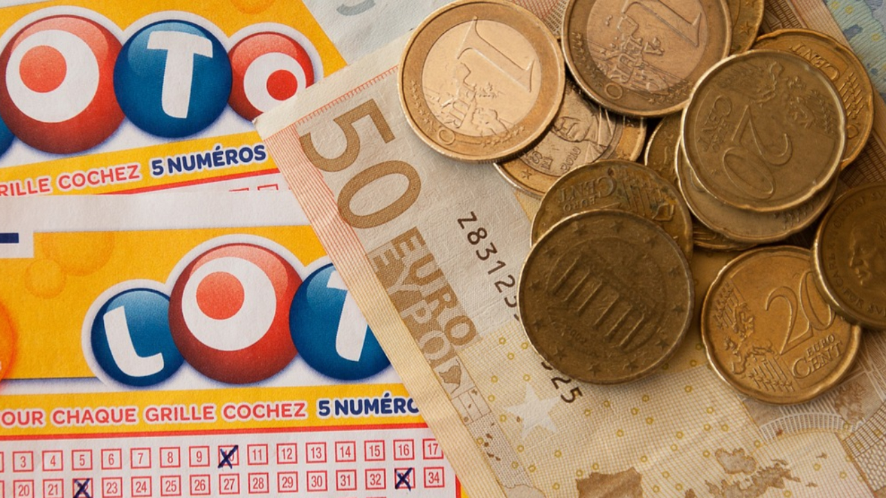 Loto de la Saint-Valentin : un habitant du Rhône remporte 12 millions d'euros Loto de la Saint-Valentin : un habitant du Rhône remporte 12 millions d'euros