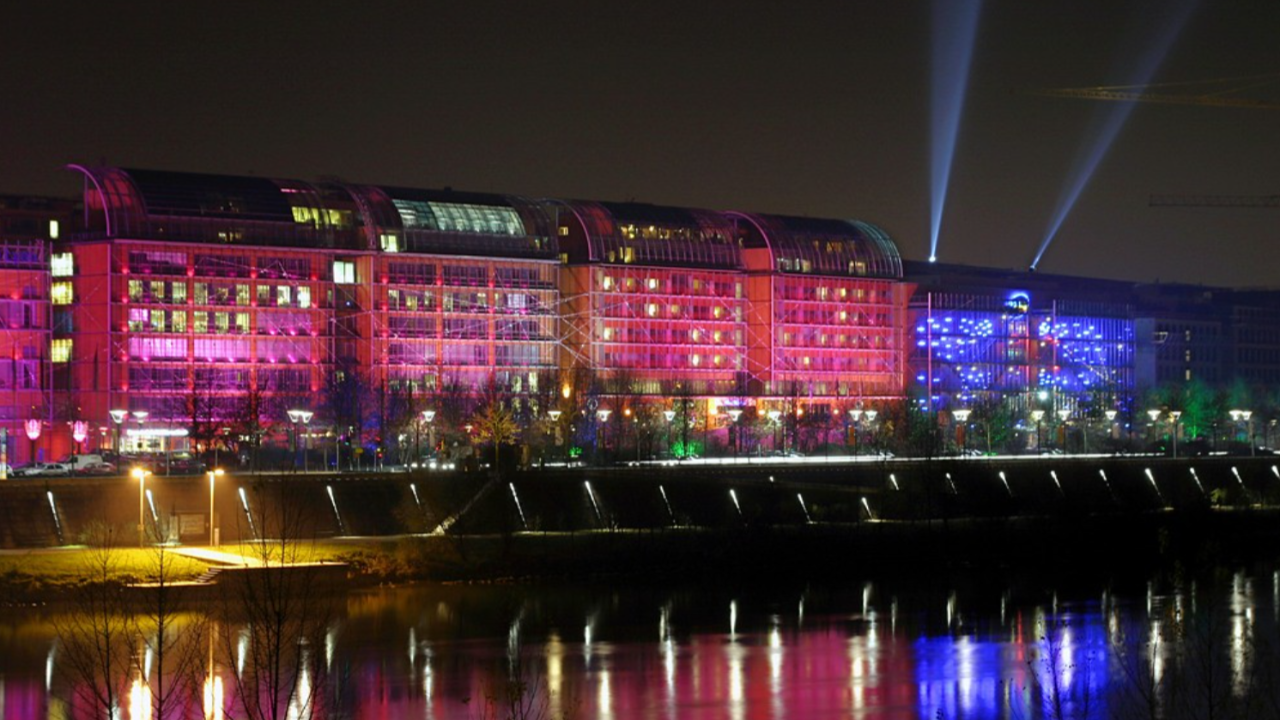 Lyon, bientôt plongée dans le noir ?