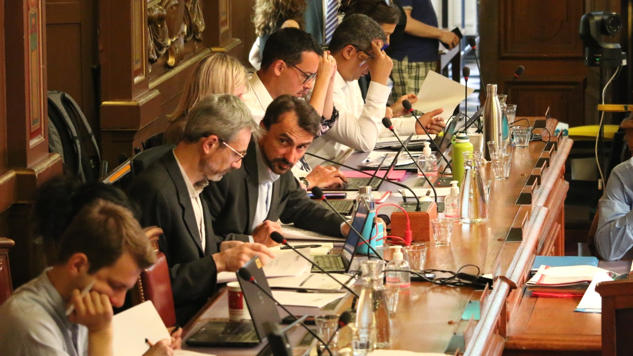 Lyon : majorité fragile pour Doucet, une opposition renforcée face à lui Lyon : majorité fragile pour Doucet, une opposition renforcée face à lui