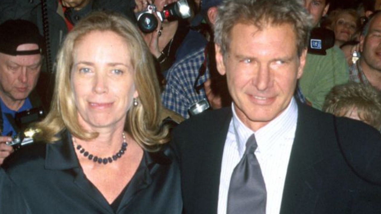 Melissa Mathi&shy;son, ex-femme d'Harri&shy;son Ford et sc&eacute;na&shy;riste de E.T., est d&eacute;c&eacute;d&eacute;e &agrave; l'&acirc;ge de 65 ans