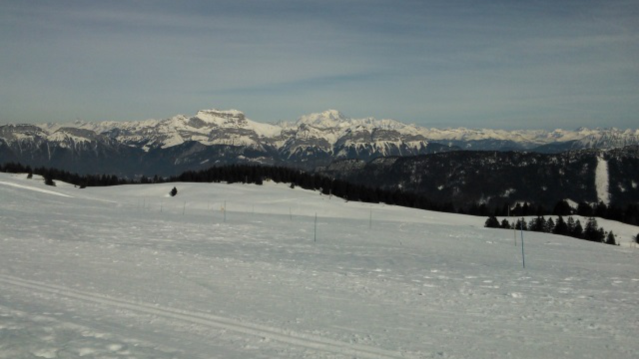 Un groupe de lycéens lyonnais emporté par une avalanche aux Deux Alpes Un groupe de lycéens lyonnais emporté par une avalanche aux Deux Alpes