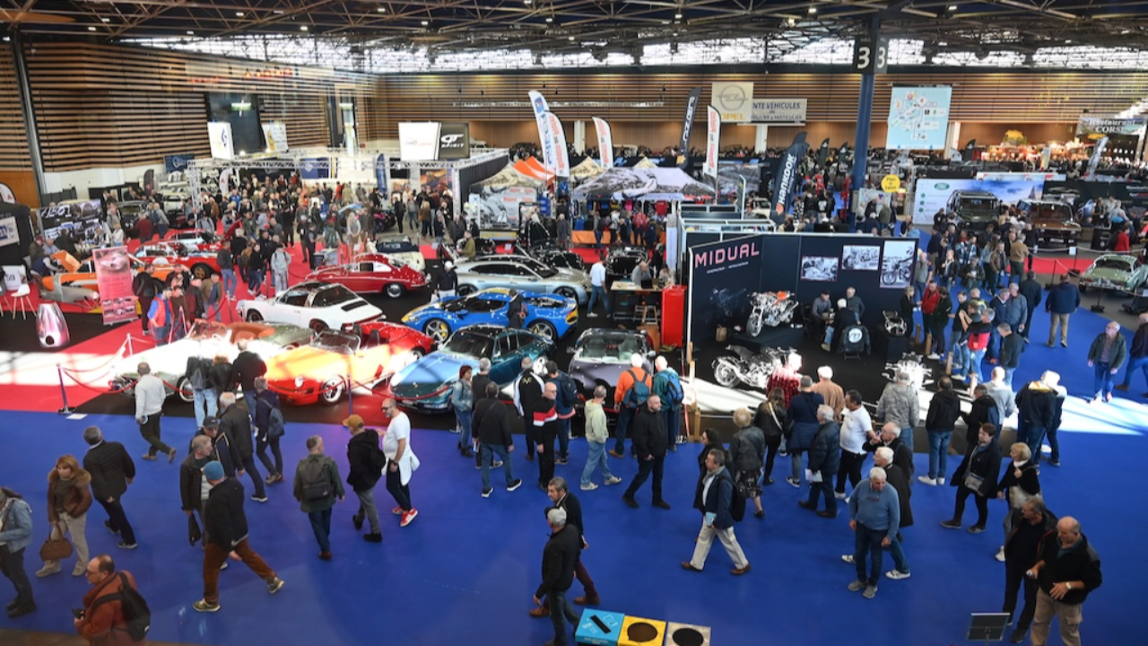 Près de Lyon : 1 700 véhicules et des shows de drift pour le retour d’Époqu’Auto Près de Lyon : 1 700 véhicules et des shows de drift pour le retour d’Époqu’Auto