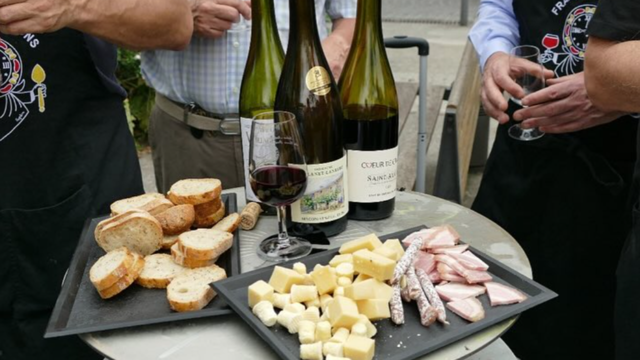 Quenelle et Praline : c'est quoi un mâchon ?