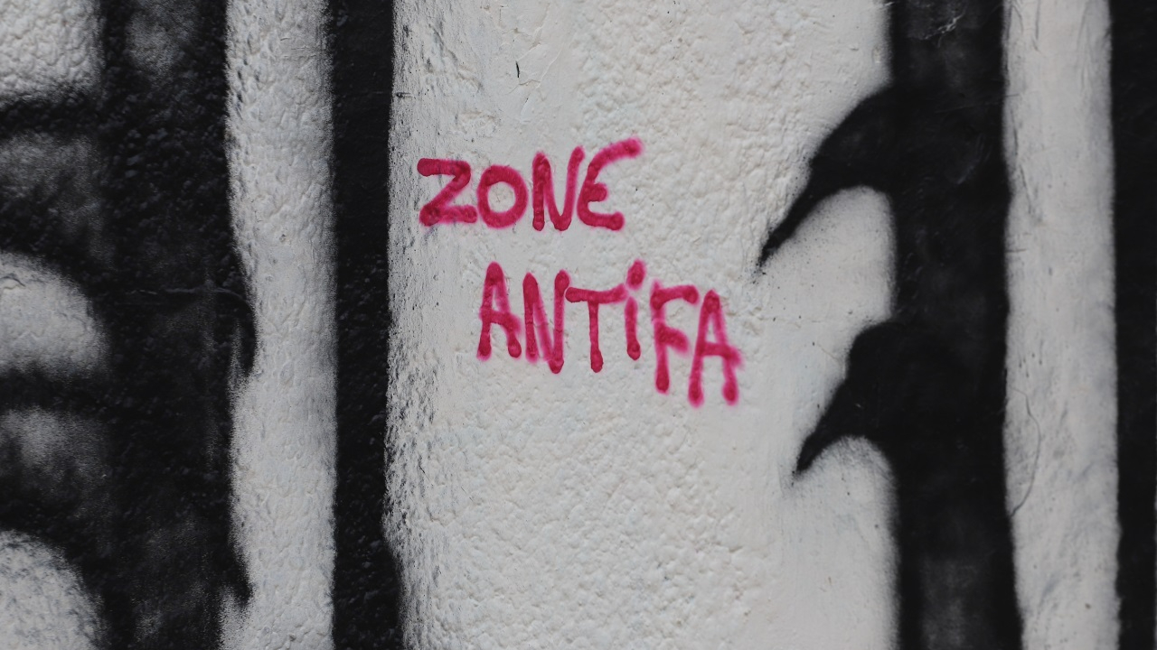 Rassemblement à Lyon contre la loi immigration Rassemblement à Lyon contre la loi immigration