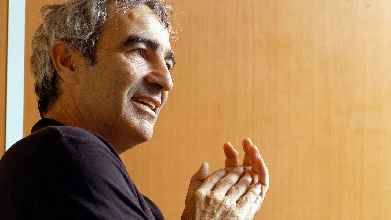 Raymond Domenech se dit "trahi" après la diffusion du documentaire sur Knysna Raymond Domenech se dit "trahi" après la diffusion du documentaire sur Knysna