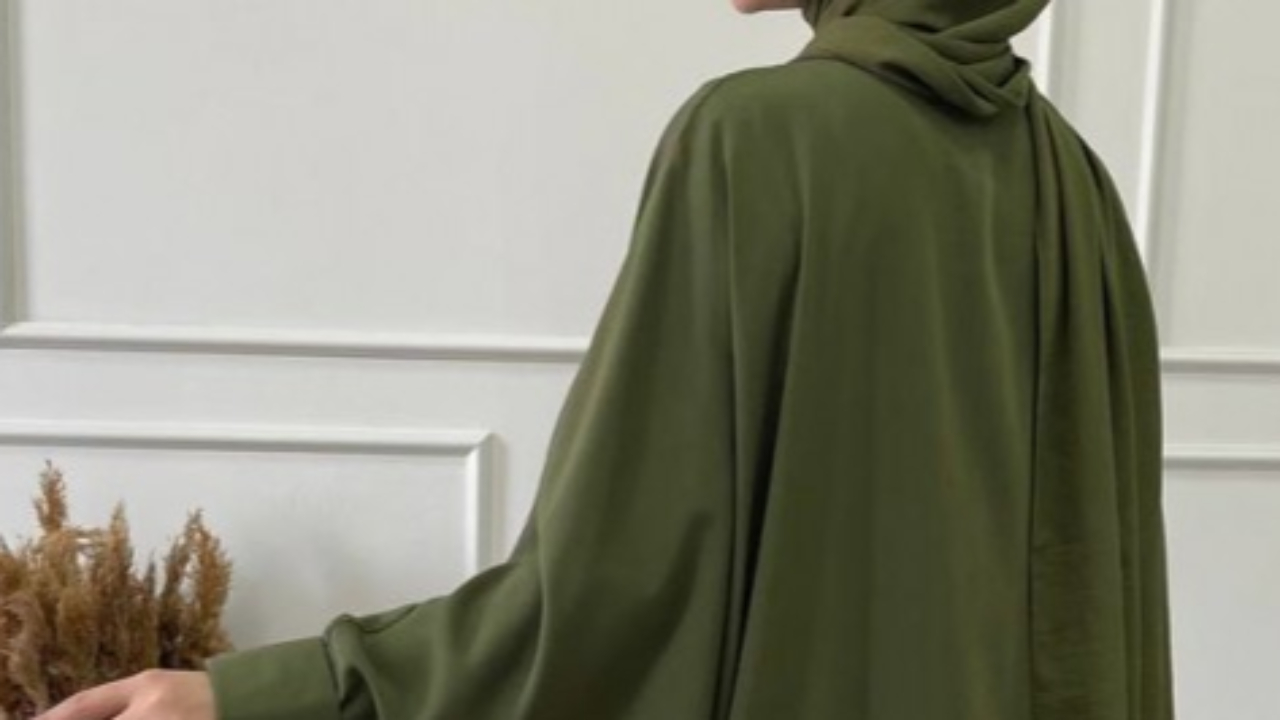 Rentrée des classes à Lyon : le recteur d'académie ferme sur le port de l'abaya Rentrée des classes à Lyon : le recteur d'académie ferme sur le port de l'abaya