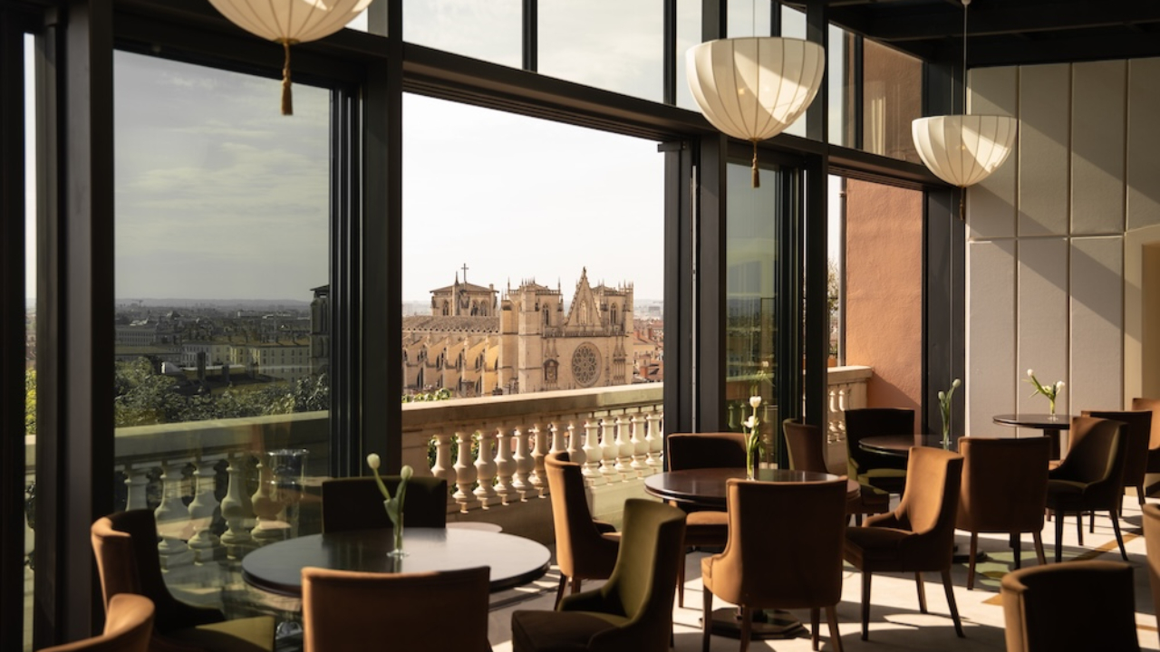 Spa, suites, gastronomie&hellip; la Villa Florentine d&eacute;voile son nouveau visage